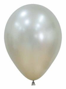 Elegant pearl cream latex balloon for celebrations and decor.