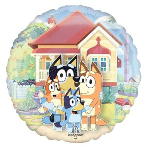 Bluey and Bingo and family panoramic Balloon with cartoon characters in front of a house, featuring the brand 'anagram'.
